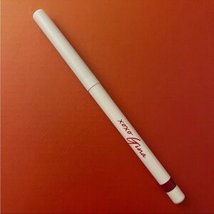 5 for $25! xoxo Gina Luxeline Precision Lip Liner